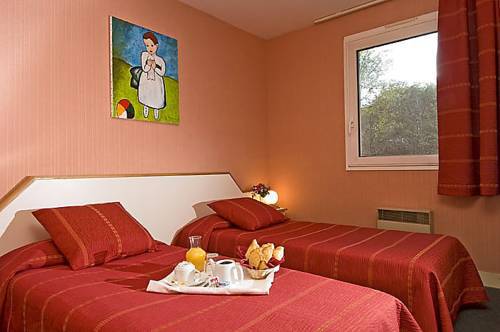 Sure Hotel By Best Western Tours Sud شامْبري لي تور الغرفة الصورة